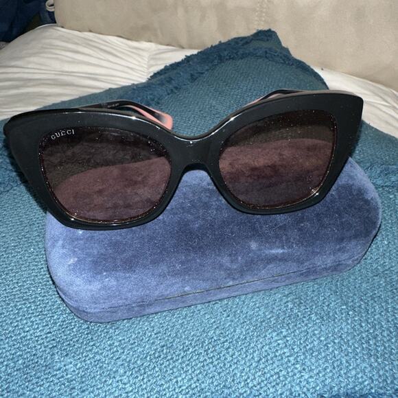 Authentic Gucci RARE Sunglasses Black Pink GG0912S 55 19 145 Oversized With Case - Picture 11 of 14